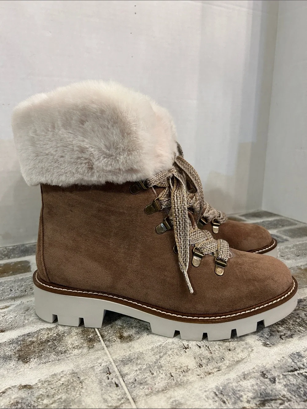 White Mountain Women's Brown Suede Faux-Fur Trim Lace-Up Ankle Boots Chunky Heel